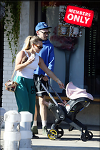 Celebrity Photo: Hilary Duff
2332x3500 2.7 mb
Viewed 0 times
@BestEyeCandy.com