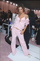 Celebrity Photo: Alessandra Ambrosio
1200x1800 237 kb
Viewed 9 times
@BestEyeCandy.com