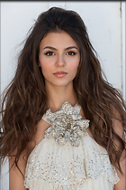 Celebrity Photo: Victoria Justice
733x1100 602 kb
Viewed 5 times
@BestEyeCandy.com