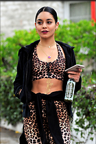 Celebrity Photo: Vanessa Hudgens
1200x1800 500 kb
Viewed 6 times
@BestEyeCandy.com