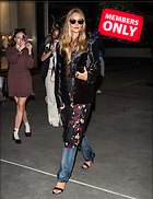 Celebrity Photo: Rosie Huntington-Whiteley
2311x3000 3.1 mb
Viewed 0 times
@BestEyeCandy.com