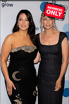 Celebrity Photo: Uma Thurman
3669x5504 3.0 mb
Viewed 0 times
@BestEyeCandy.com