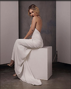 Kelli Berglund for The Hedonist Spring-Summer 2019
1200x1500 105 kb
Viewed 10 times
@BestEyeCandy.com