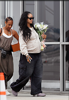 Celebrity Photo: Rihanna
1832x2651 1.3 mb
Viewed 9 times
@BestEyeCandy.com
