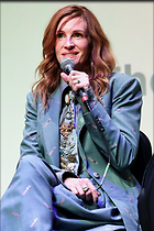 Celebrity Photo: Julia Roberts
7 Photos
Photoset #722748
@BestEyeCandy.com