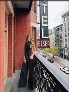 Celebrity Photo: Mandy Moore
1280x1705 260 kb
Viewed 4 times
@BestEyeCandy.com