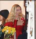 Celebrity Photo: Gigi Hadid
706x762 210 kb
Viewed 4 times
@BestEyeCandy.com