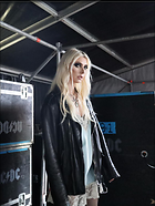 Celebrity Photo: Taylor Momsen
1200x1598 180 kb
Viewed 10 times
@BestEyeCandy.com