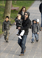Celebrity Photo: Brad Pitt
800x1104 291 kb
Viewed 2 times
@BestEyeCandy.com