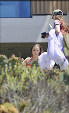Margot Robbie candids during a photoshoot in Malibu California May 19th 2025
1692x2773 385 kb
Viewed 8 times
@BestEyeCandy.com