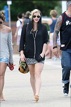 Celebrity Photo: Kesha Sebert
2400x3600 1,034 kb
Viewed 4 times
@BestEyeCandy.com