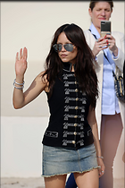 Celebrity Photo: Jenna Ortega
1366x2048 761 kb
Viewed 7 times
@BestEyeCandy.com