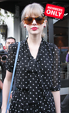 Celebrity Photo: Taylor Swift
2943x4766 3.6 mb
Viewed 2 times
@BestEyeCandy.com
