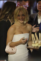 Celebrity Photo: Sydney Sweeney
1200x1800 227 kb
Viewed 7 times
@BestEyeCandy.com