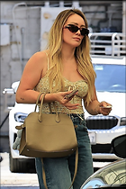 Celebrity Photo: Hilary Duff
1200x1800 234 kb
Viewed 44 times
@BestEyeCandy.com