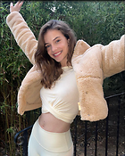 Celebrity Photo: Barbara Palvin
1200x1500 344 kb
Viewed 7 times
@BestEyeCandy.com