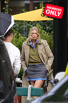 Celebrity Photo: Elsa Hosk
1417x2126 1.6 mb
Viewed 1 time
@BestEyeCandy.com