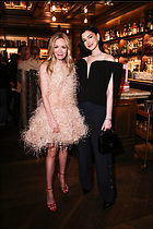 Celebrity Photo: Anne Hathaway
24 Photos
Photoset #737322
@BestEyeCandy.com