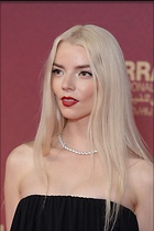 Celebrity Photo: Anya Taylor-Joy
116 Photos
Photoset #729115
@BestEyeCandy.com