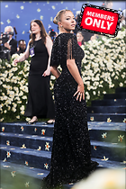Celebrity Photo: Sydney Sweeney
2401x3600 6.1 mb
Viewed 1 time
@BestEyeCandy.com