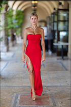 Celebrity Photo: Brooks Nader
1200x1799 175 kb
Viewed 25 times
@BestEyeCandy.com