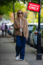 Celebrity Photo: Cat Deeley
2333x3500 3.7 mb
Viewed 0 times
@BestEyeCandy.com