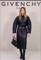 Celebrity Photo: Jodie Comer
7 Photos
Photoset #723052
@BestEyeCandy.com