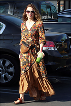 Celebrity Photo: Bethany Joy Lenz
1200x1800 330 kb
Viewed 12 times
@BestEyeCandy.com