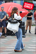 Celebrity Photo: Katie Holmes
2333x3500 2.5 mb
Viewed 2 times
@BestEyeCandy.com