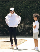 Celebrity Photo: Ellen Pompeo
20 Photos
Photoset #738126
@BestEyeCandy.com