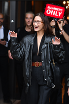 Celebrity Photo: Bella Hadid
2779x4168 2.6 mb
Viewed 0 times
@BestEyeCandy.com