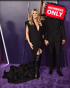 Celebrity Photo: Heidi Klum
2404x3000 1.7 mb
Viewed 0 times
@BestEyeCandy.com