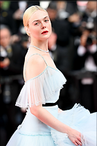 Celebrity Photo: Elle Fanning
1365x2048 663 kb
Viewed 6 times
@BestEyeCandy.com