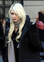 Celebrity Photo: Taylor Momsen
899x1271 128 kb
Viewed 2 times
@BestEyeCandy.com
