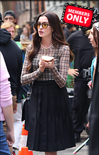 Celebrity Photo: Anne Hathaway
2243x3500   2.1 mb
Viewed 0 times
@BestEyeCandy.com