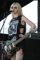 Celebrity Photo: Taylor Momsen
2600x3914 891 kb
Viewed 3 times
@BestEyeCandy.com