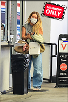 Celebrity Photo: Hilary Duff
2200x3300 2.8 mb
Viewed 0 times
@BestEyeCandy.com