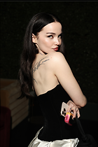 Celebrity Photo: Dove Cameron
19 Photos
Photoset #733372
@BestEyeCandy.com