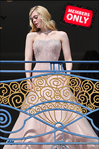 Celebrity Photo: Elle Fanning
1989x2984 1.9 mb
Viewed 2 times
@BestEyeCandy.com