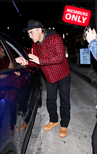 Celebrity Photo: Robbie Williams
2216x3500 2.4 mb
Viewed 0 times
@BestEyeCandy.com