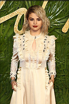 Celebrity Photo: Selena Gomez
1726x2611 266 kb
Viewed 11 times
@BestEyeCandy.com