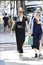 Celebrity Photo: Karlie Kloss
918x1377 630 kb
Viewed 8 times
@BestEyeCandy.com