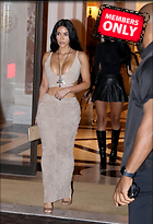 Celebrity Photo: Kimberly Kardashian
2200x3228 1.9 mb
Viewed 0 times
@BestEyeCandy.com