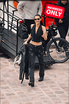 Celebrity Photo: Bella Hadid
2334x3500 3.8 mb
Viewed 0 times
@BestEyeCandy.com