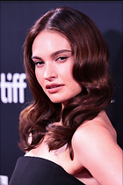 Celebrity Photo: Lily James
1200x1800 213 kb
Viewed 7 times
@BestEyeCandy.com