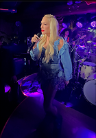 Celebrity Photo: Gwen Stefani
1797x2575 1.5 mb
Viewed 5 times
@BestEyeCandy.com