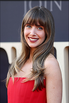 Celebrity Photo: Alison Brie
1365x2048 1,036 kb
Viewed 17 times
@BestEyeCandy.com