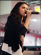 Celebrity Photo: Selena Gomez
2500x3358 1,066 kb
Viewed 7 times
@BestEyeCandy.com