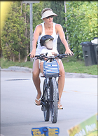 Celebrity Photo: Gisele Bundchen
6 Photos
Photoset #736638
@BestEyeCandy.com