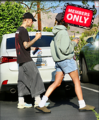 Celebrity Photo: Hailey Baldwin
2628x3198 3.8 mb
Viewed 0 times
@BestEyeCandy.com